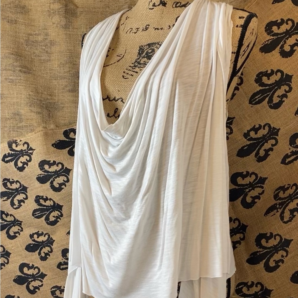 Elan wrap top (white) - Picture 3 of 7